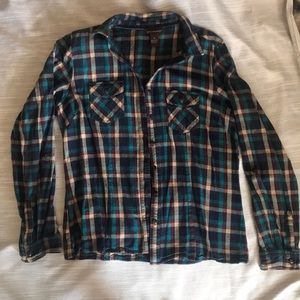 Women’s button up flannel